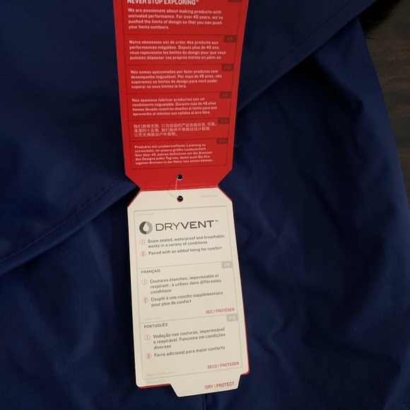 NWT The North Face jacket NEW - Picture 9 of 11